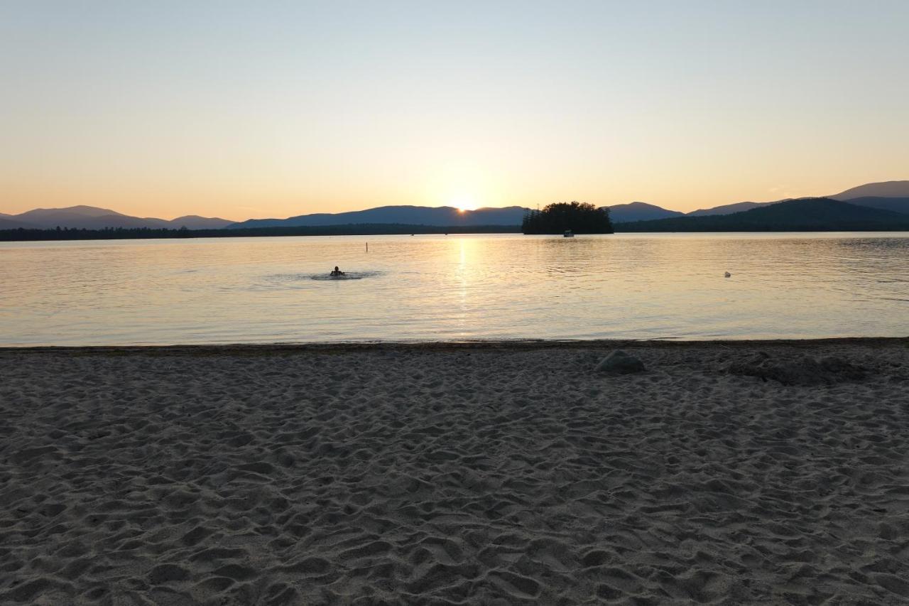 Sunnyside home near Sunday River, Black Mountain, Lakes&Hikes Rumford Buitenkant foto